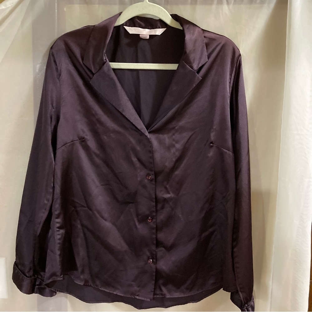 Victoria’s Secret sleep top